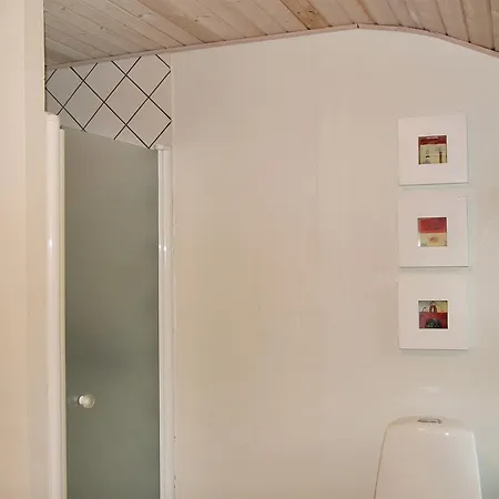 Tatil Evi Three-bedroom Holiday In Hals
